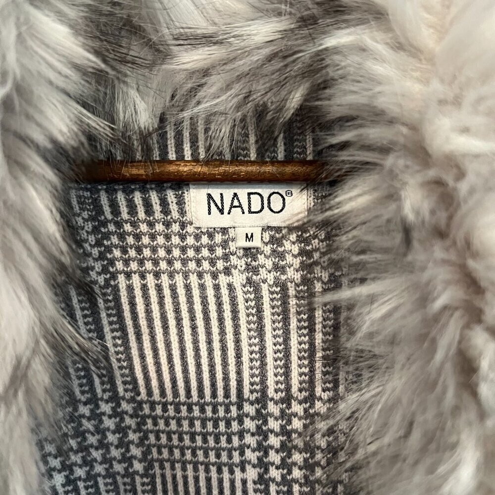 NEVER WORN - Nado Size Medium Cardigan with Faux Fur - Picture 5 of 12